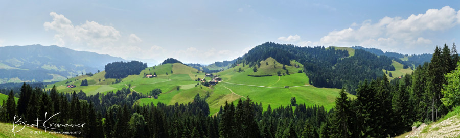 Panoramaaufnahme bei Gmeinwärch - Blick nach Michlischwand, Entlebuch